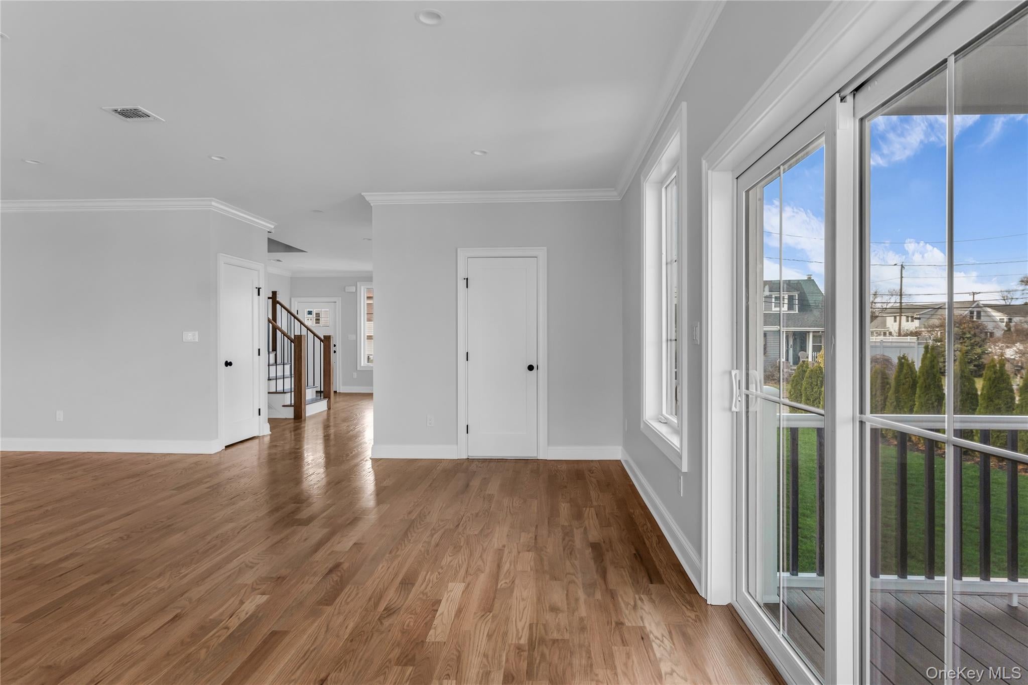 2437 Archer Street
