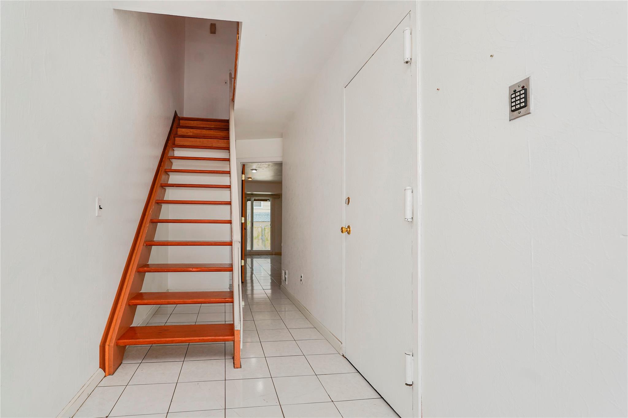 21 CAROL Place