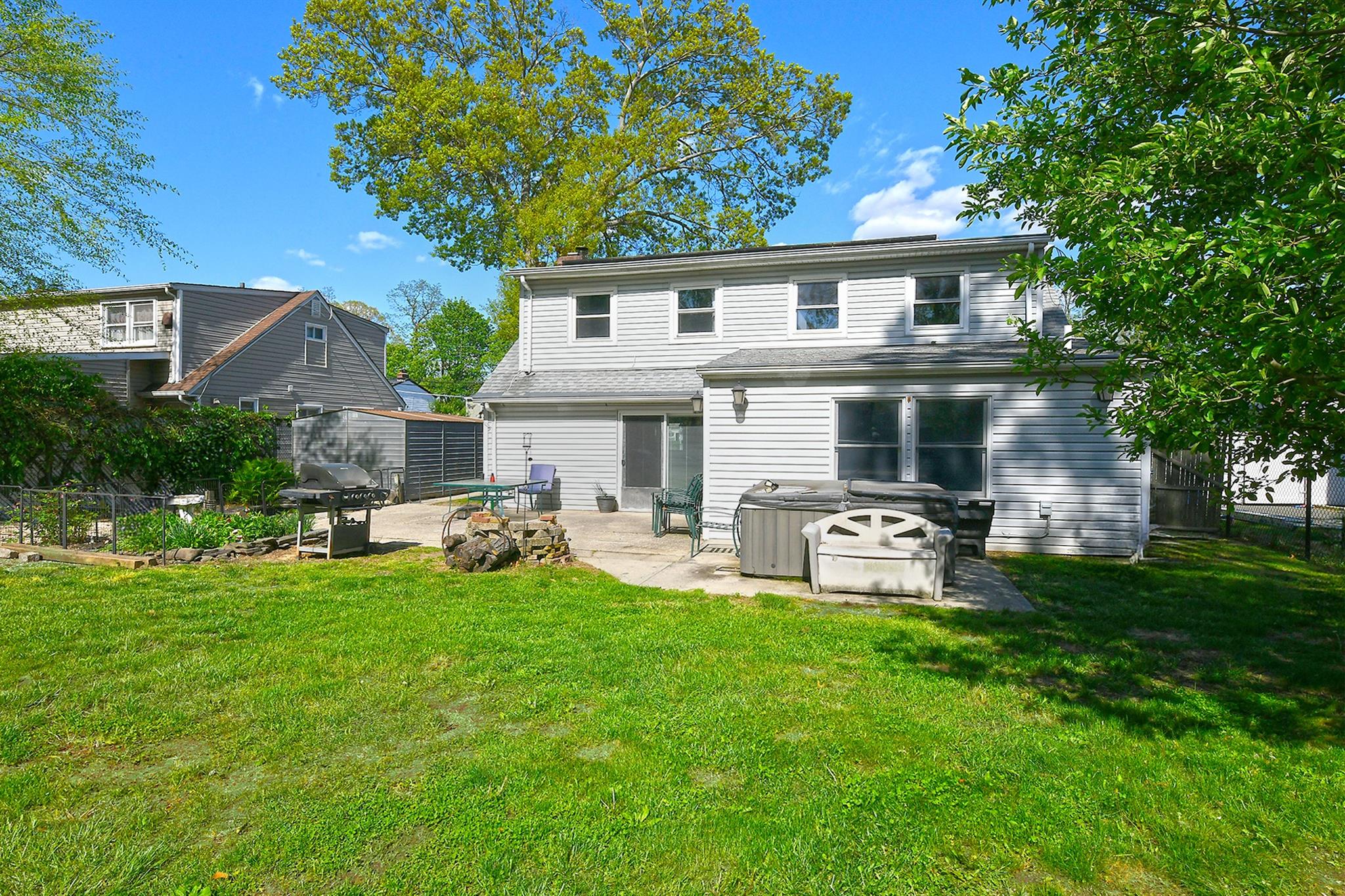 63 William Street, Copiague, New York image 26