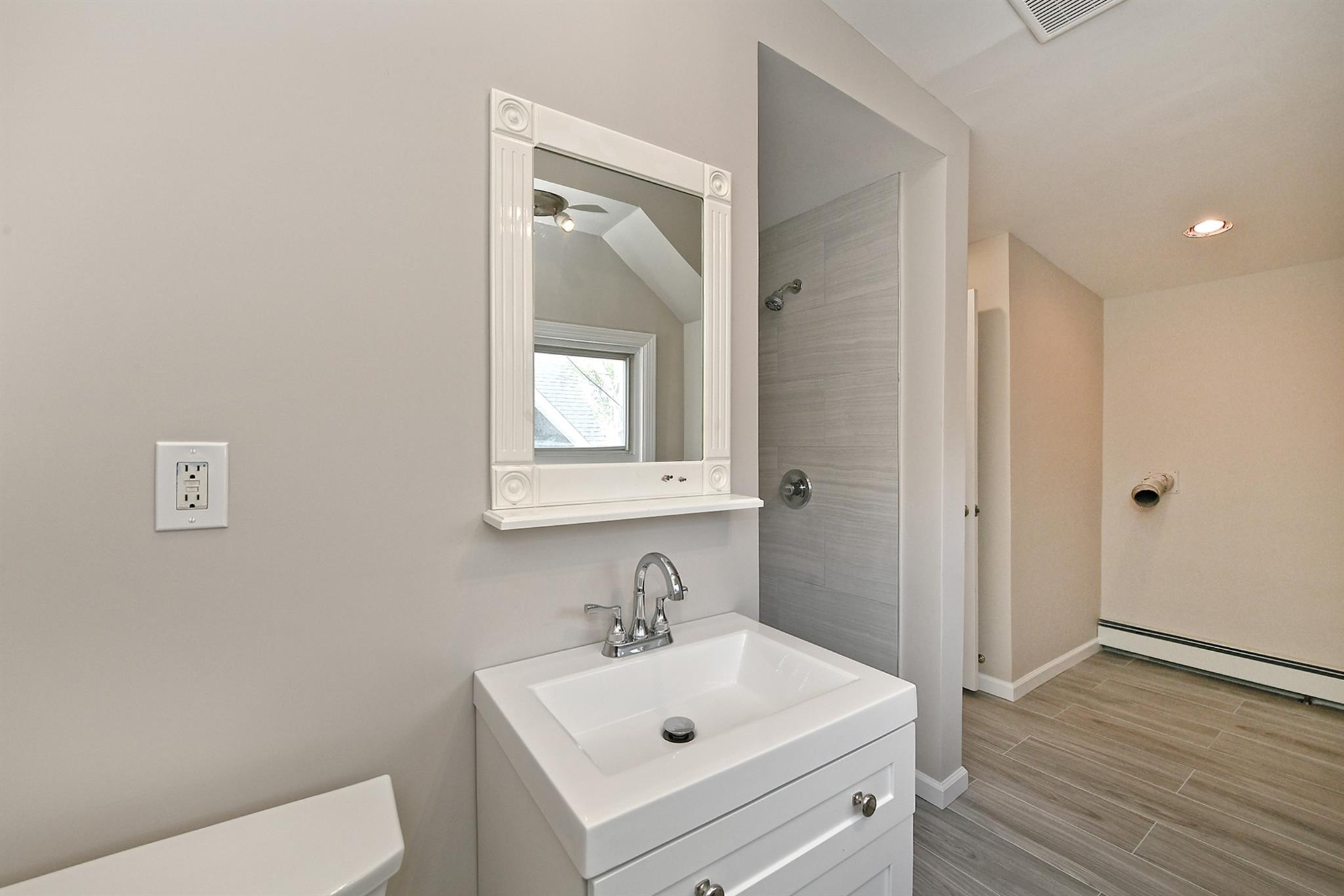 63 William Street, Copiague, New York image 10