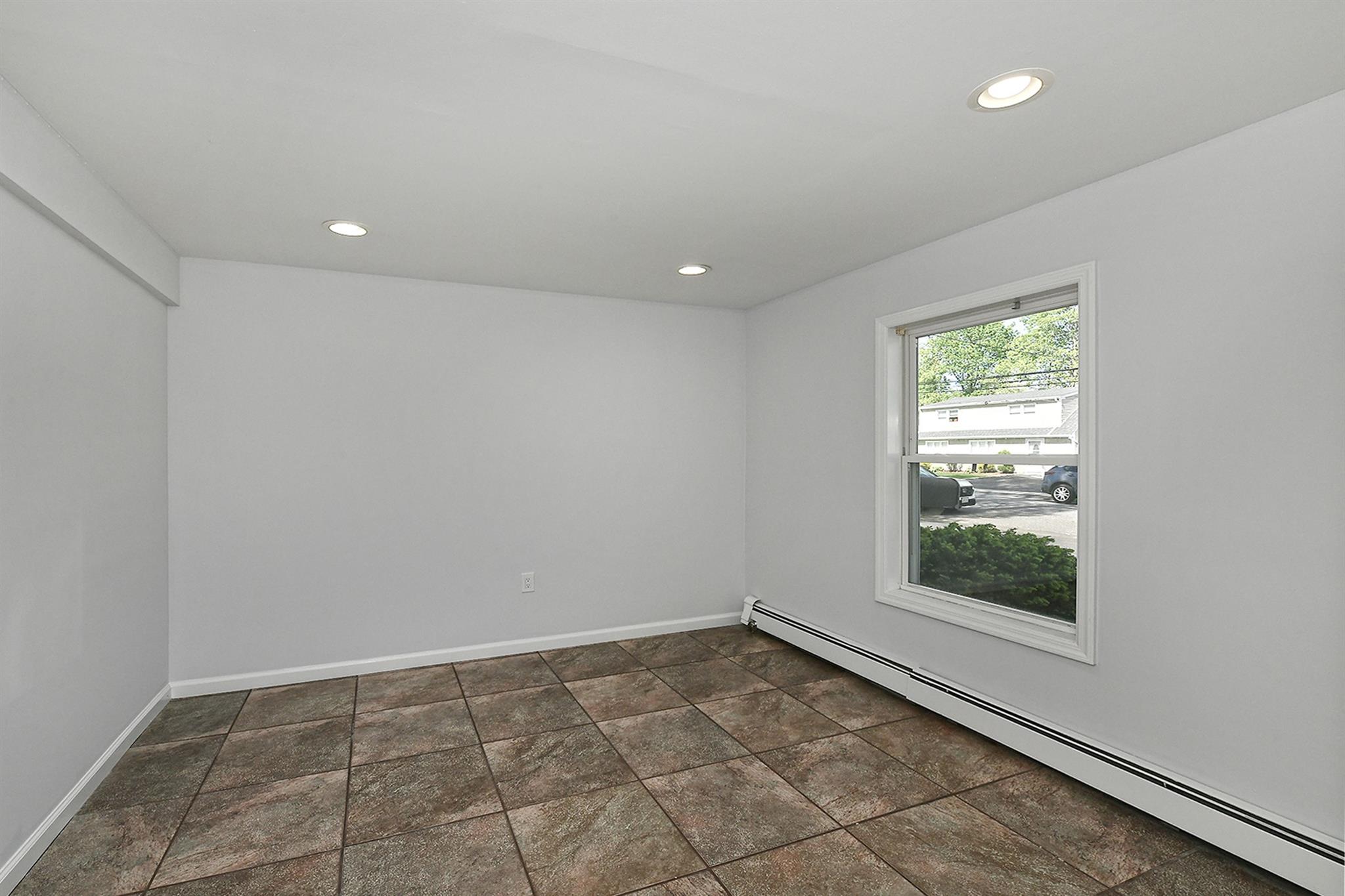 63 William Street, Copiague, New York image 23