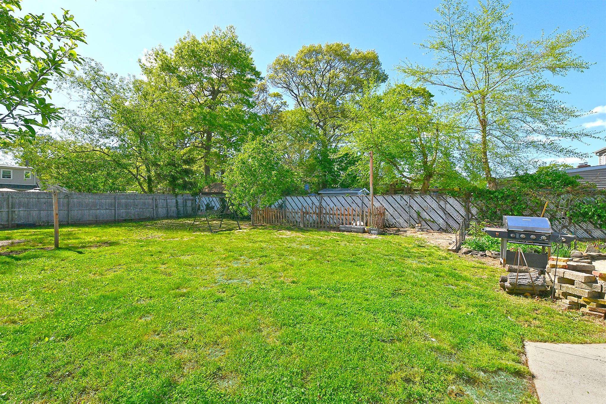 63 William Street, Copiague, New York image 25
