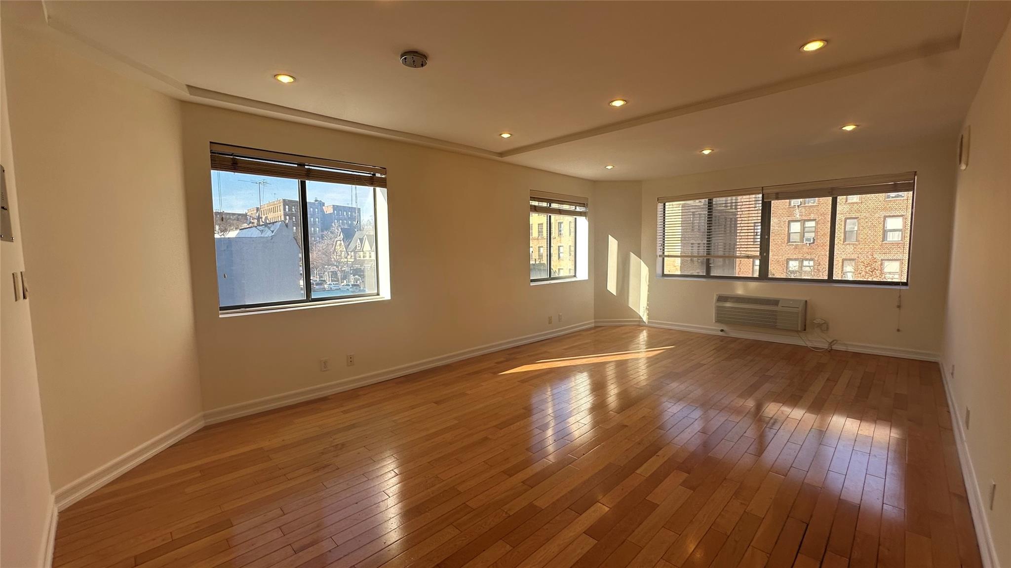 119-40 Metropolitan Avenue #D3, Kew Gardens, New York image 4