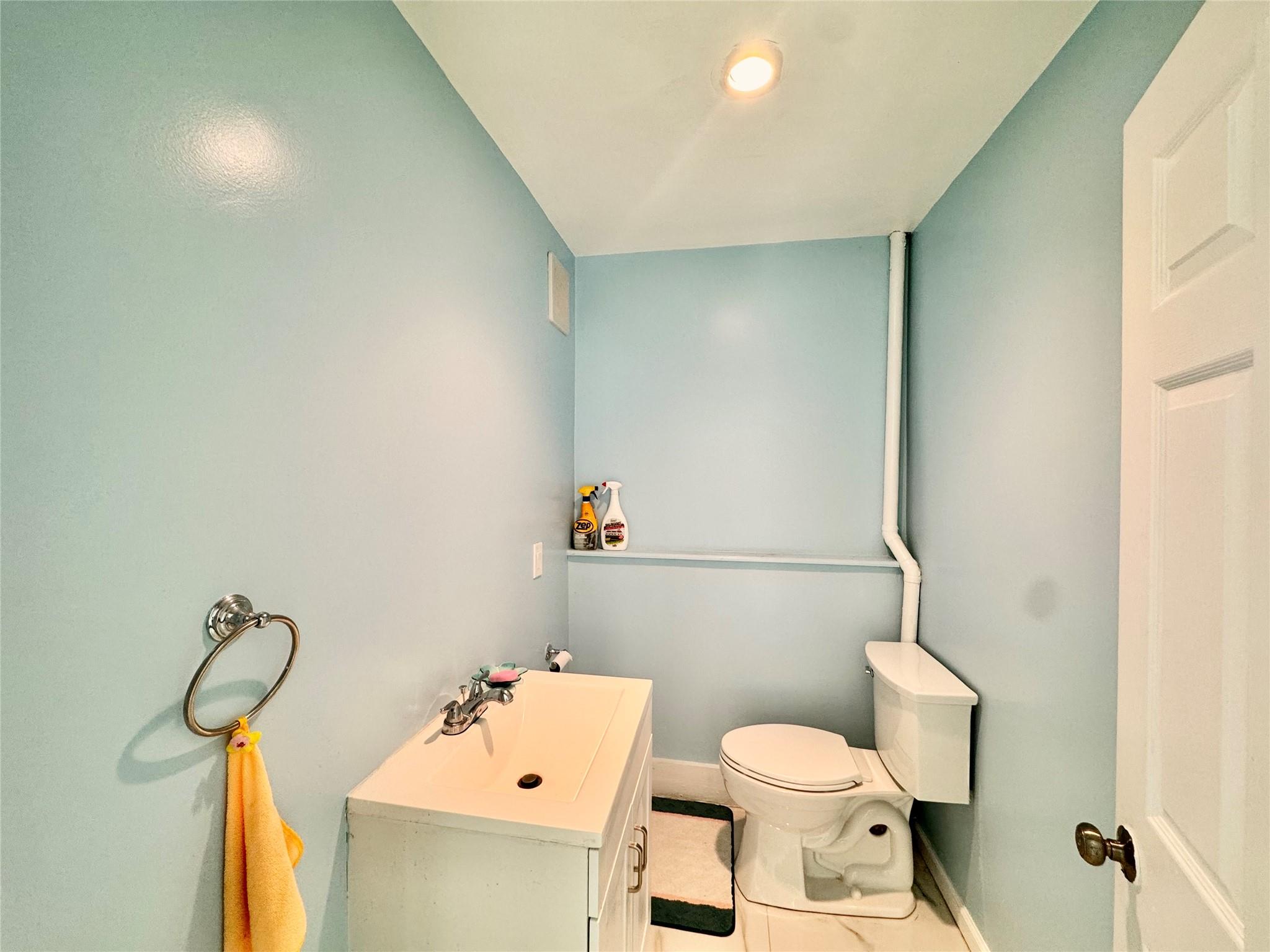 39 Reservoir Avenue, Port Jervis, New York image 8