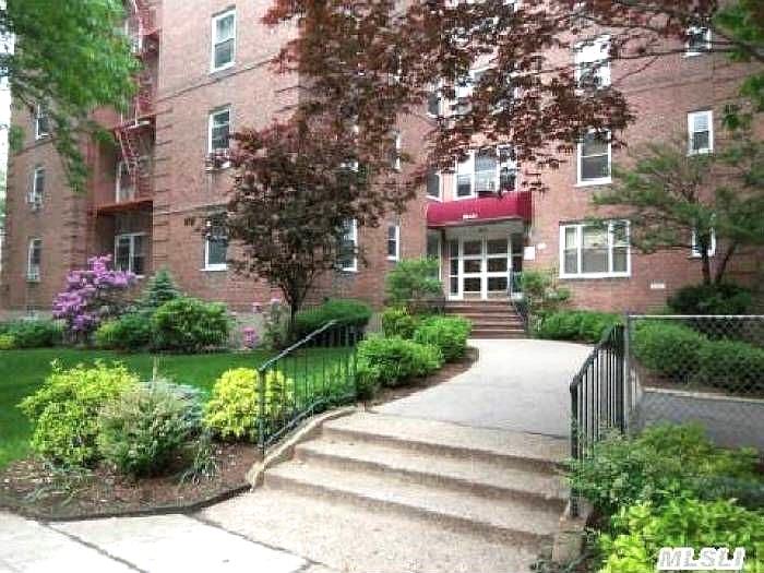 26-15 Parsons Boulevard Blvd #1C, Flushing, New York image 8