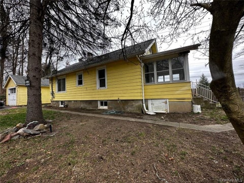 Homes For Rent - 27 Howard Road<br/> Poughkeepsie, NY 12603