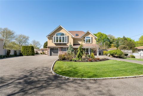 53 Burr Road East Northport NY 11731