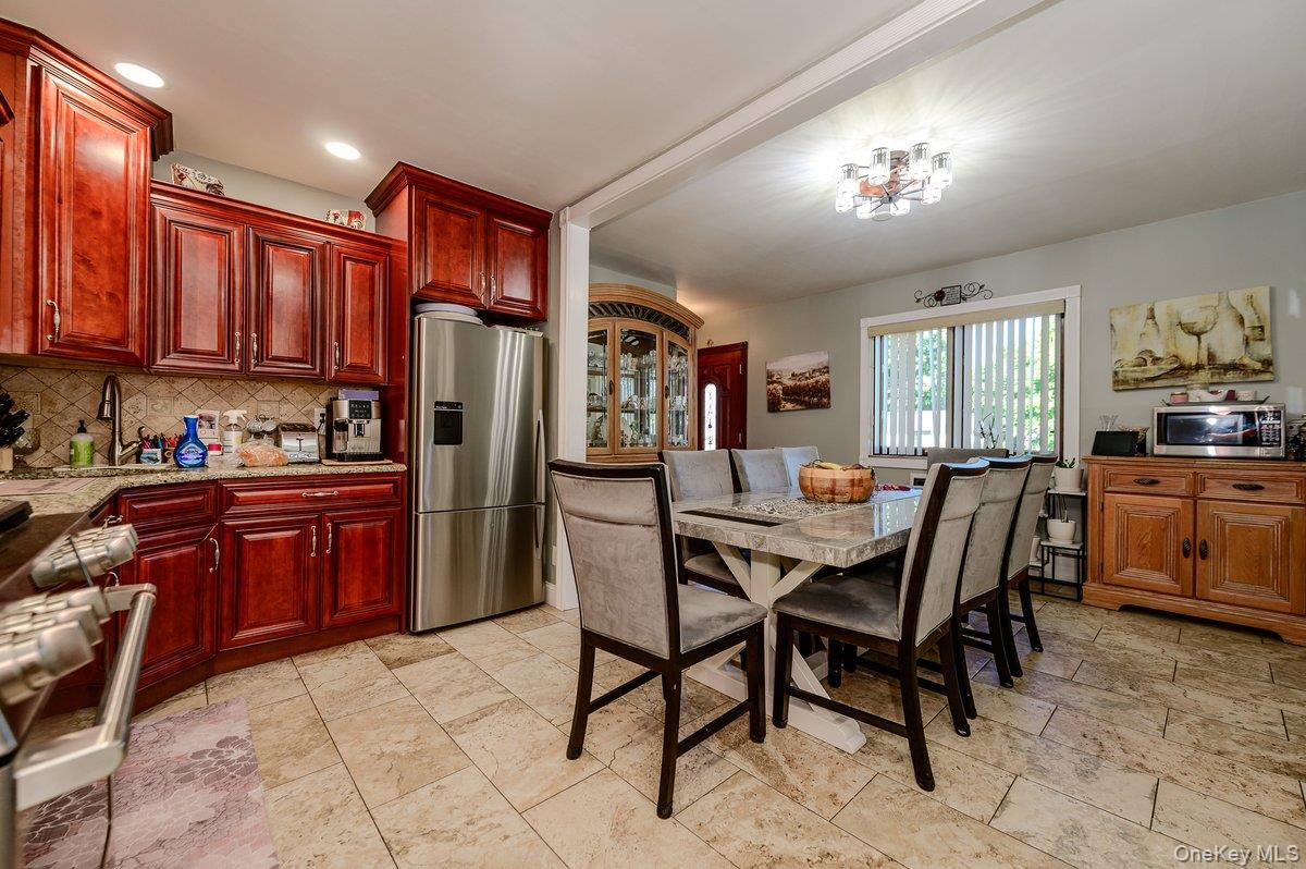 84 Ridgewood Avenue - Photo 3