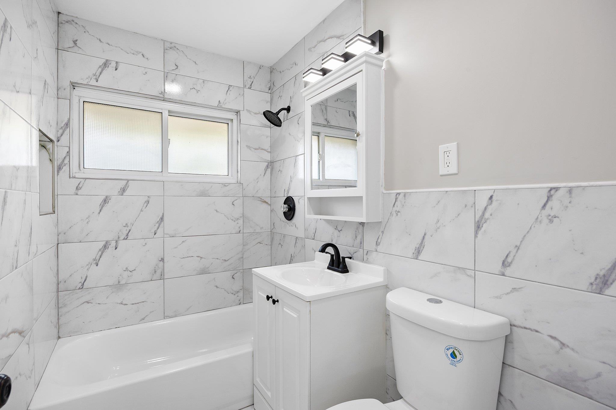 2 Starlight Lane, Levittown, New York image 11