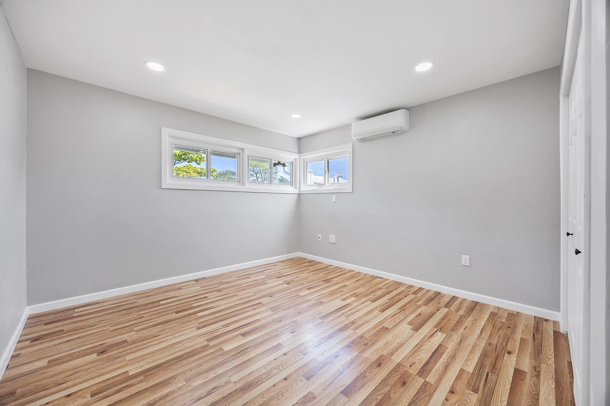 2 Starlight Lane, Levittown, New York image 13