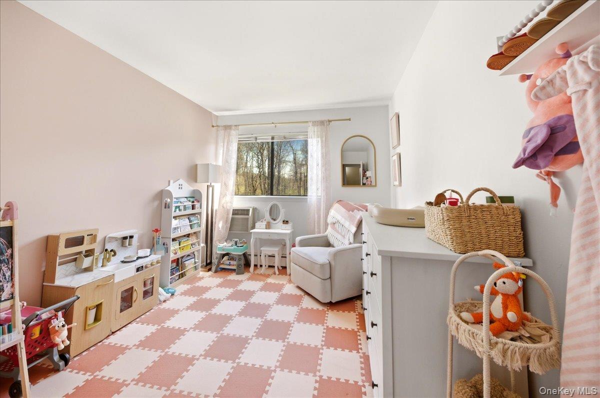 14 Granada Crescent 18