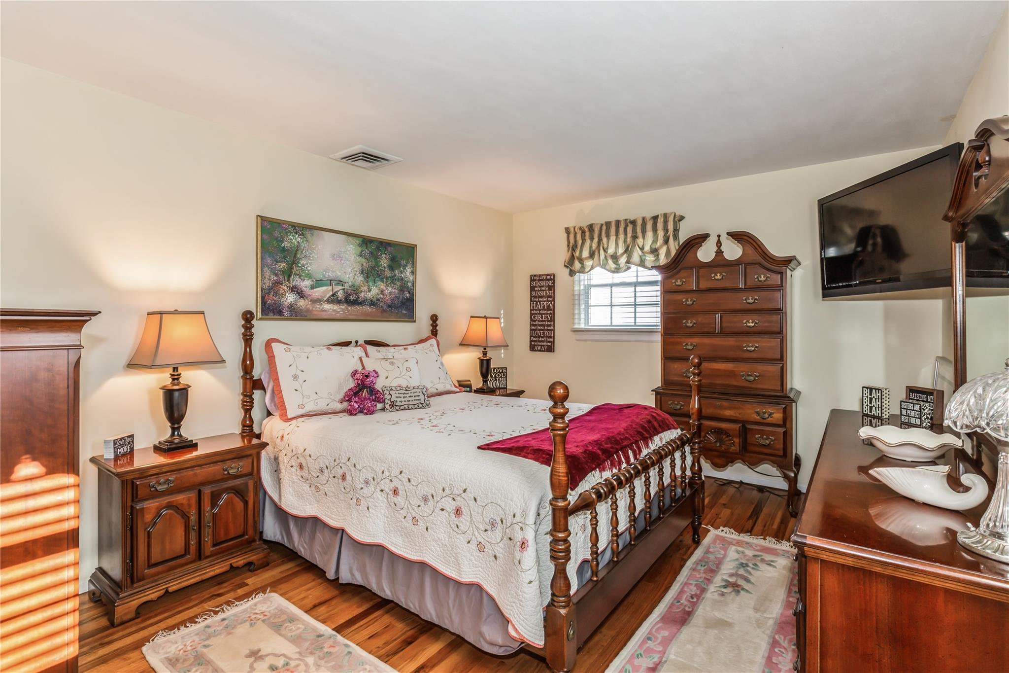 12 Meryl Lane, Nesconset, New York image 21