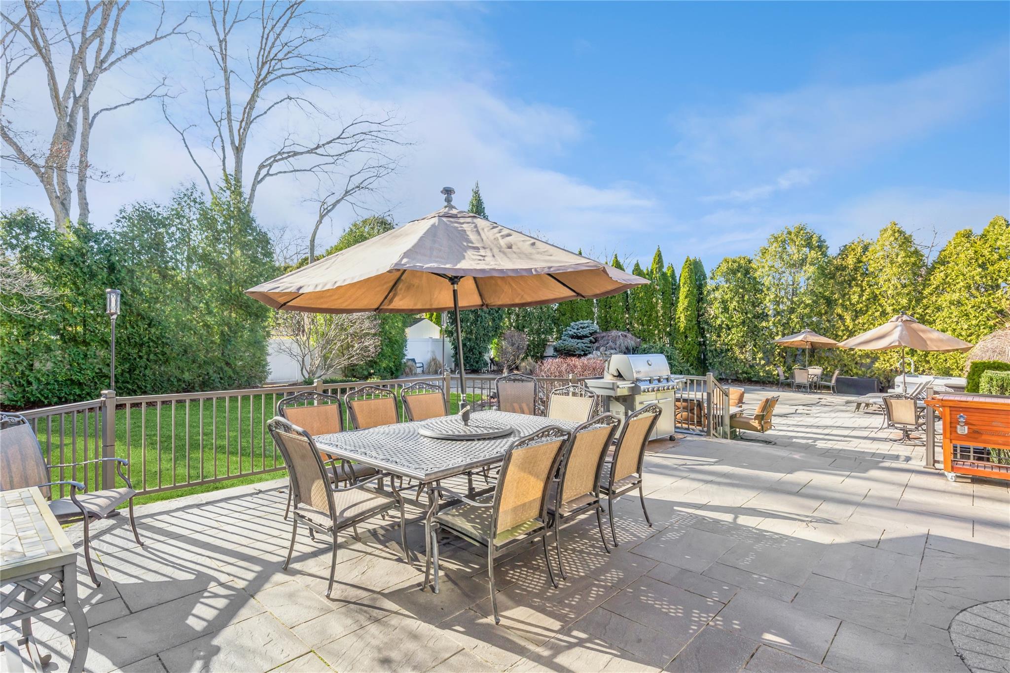 12 Meryl Lane, Nesconset, New York image 30