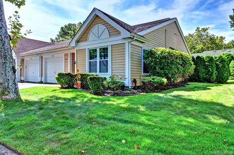 Condo For Sale - 272 Glen Drive<br/> Suffolk County, Ridge, NY 11961