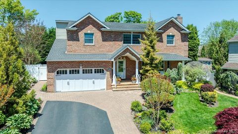 2539 Bradley Court Merrick NY 11566