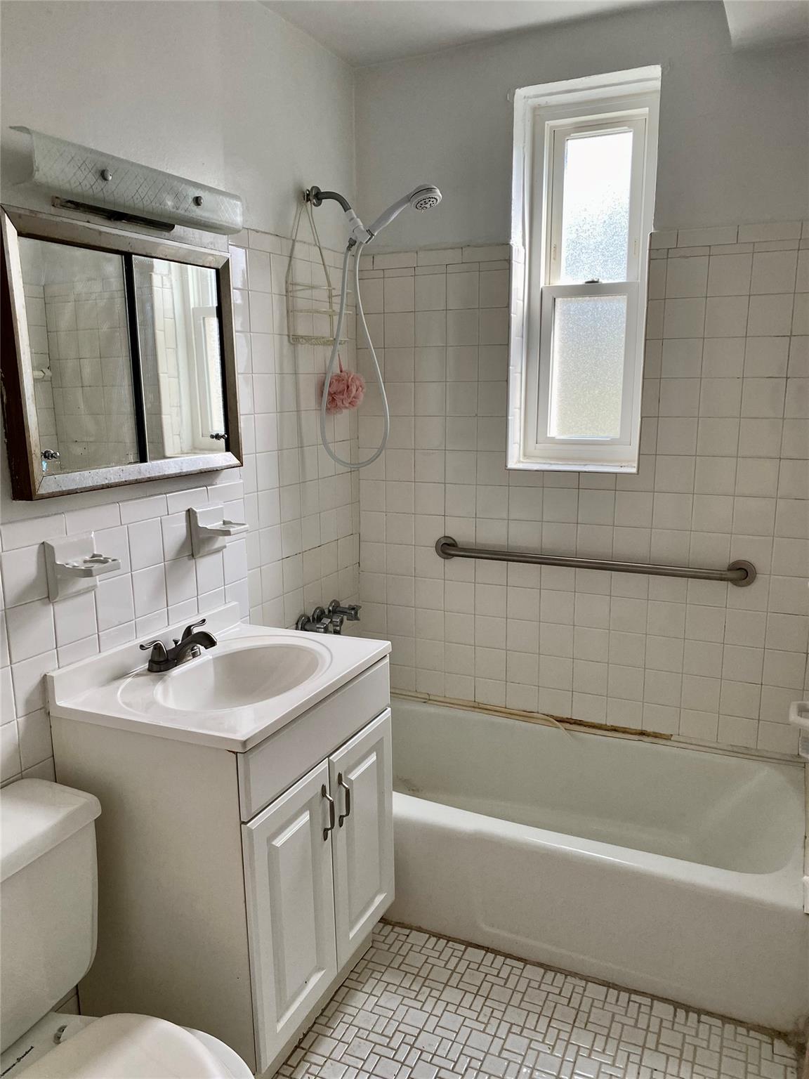 21 Fairview Avenue #525