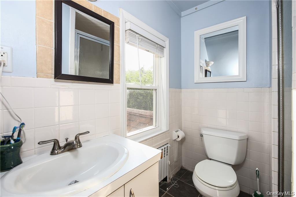 White Plains, New York 10603, United States, 5 Bedrooms Bedrooms, ,4 BathroomsBathrooms,Residential,Active,252721