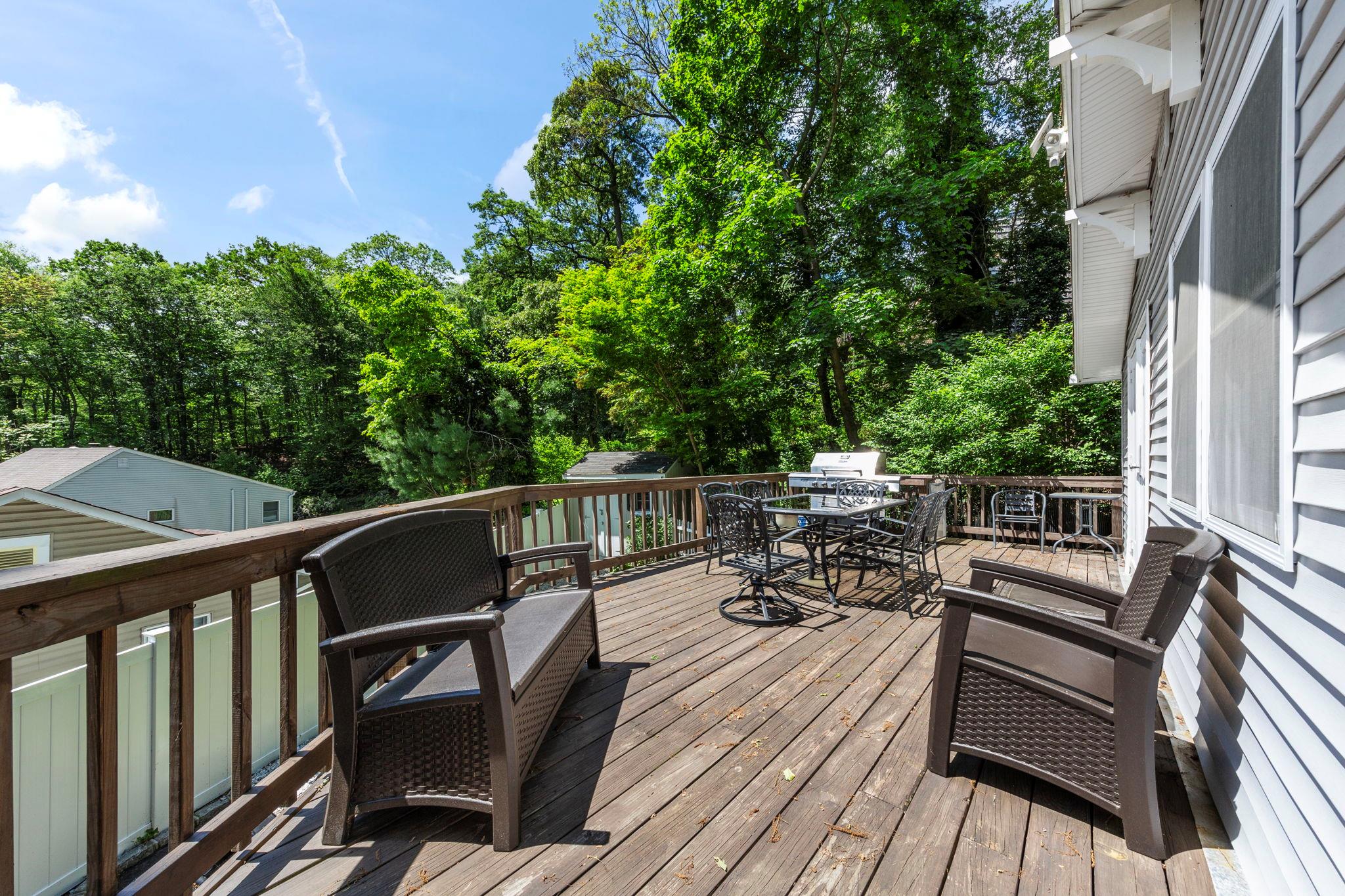 81 Lone Oak Drive, Centerport, New York image 32