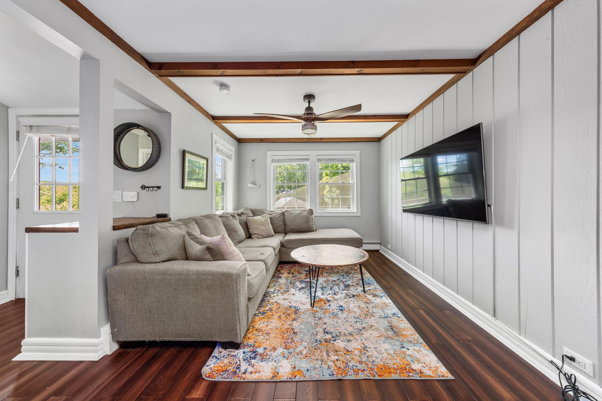 81 Lone Oak Drive, Centerport, New York image 5