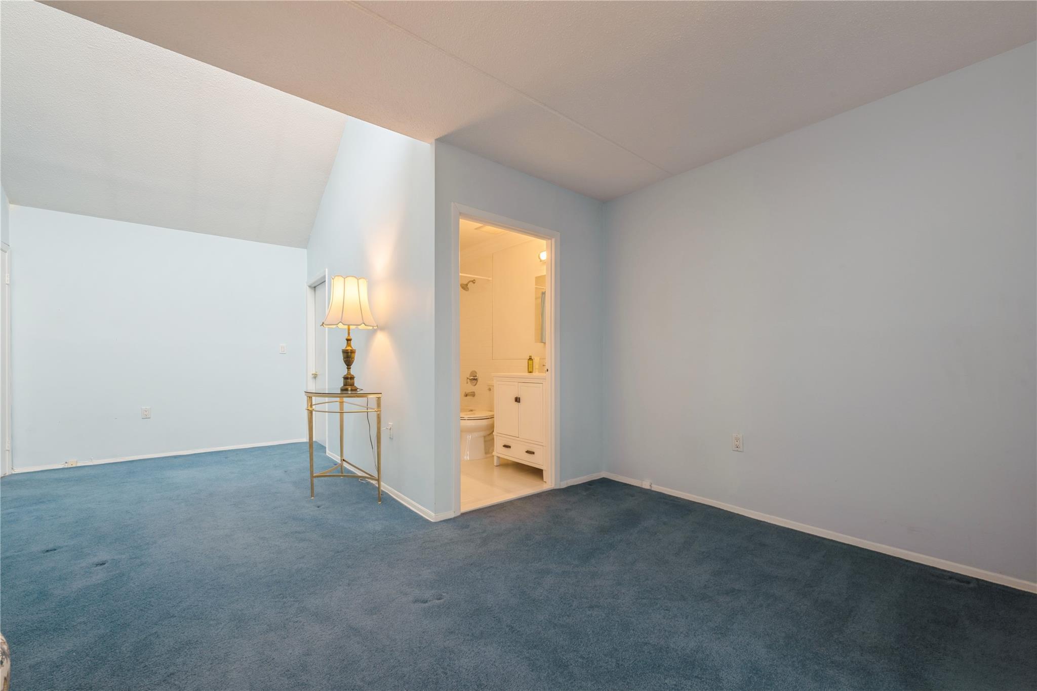 800 Willis Avenue #313, Albertson, New York image 16