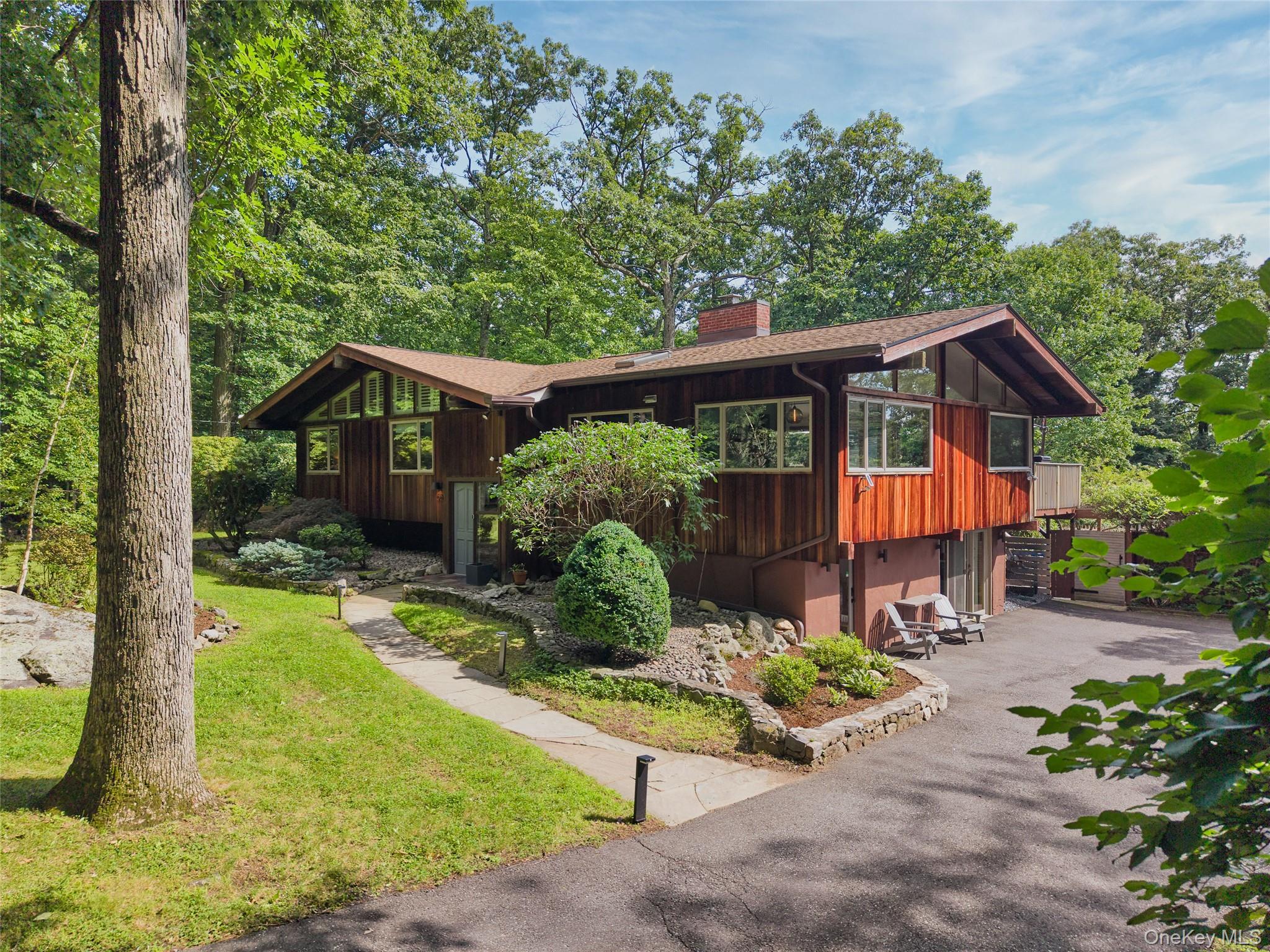 68 Spice Bush Lane