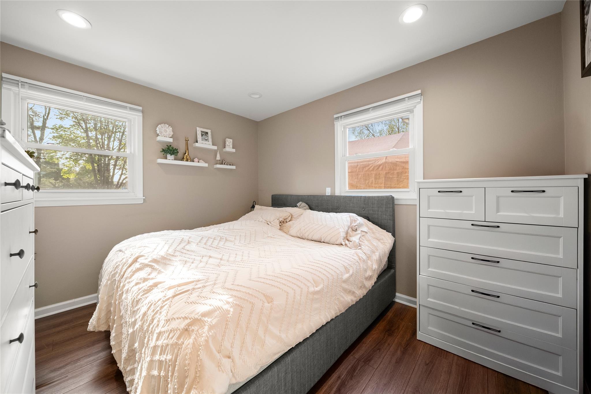 900 Bay Shore Avenue, West Islip, New York image 14