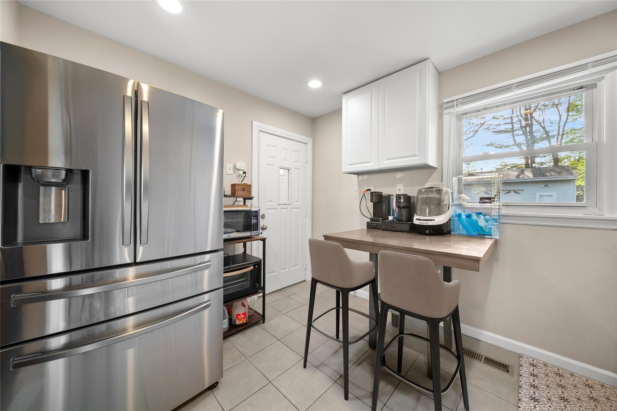 900 Bay Shore Avenue, West Islip, New York image 7