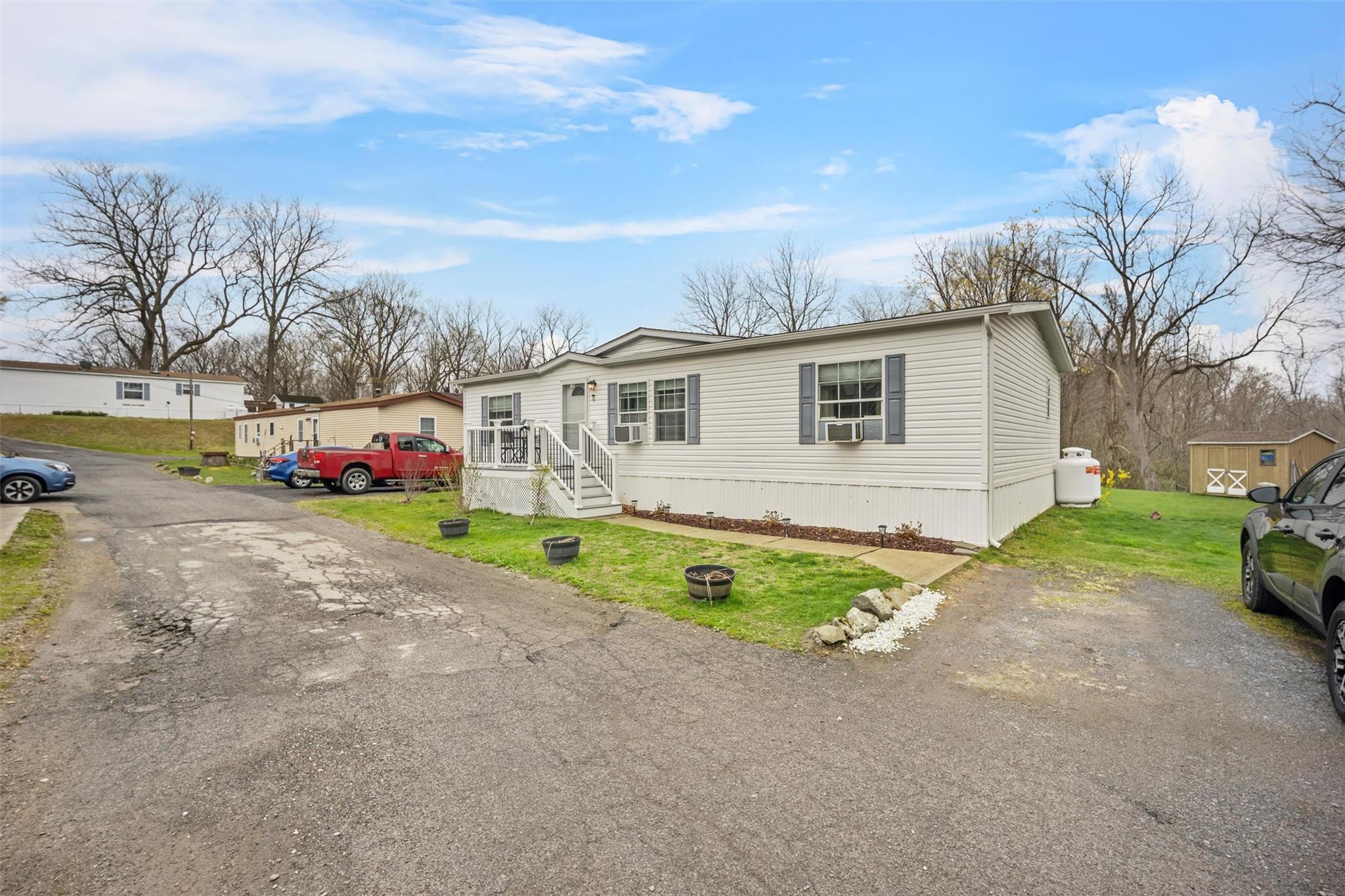 15 Locust Lane, Poughquag, New York image 2