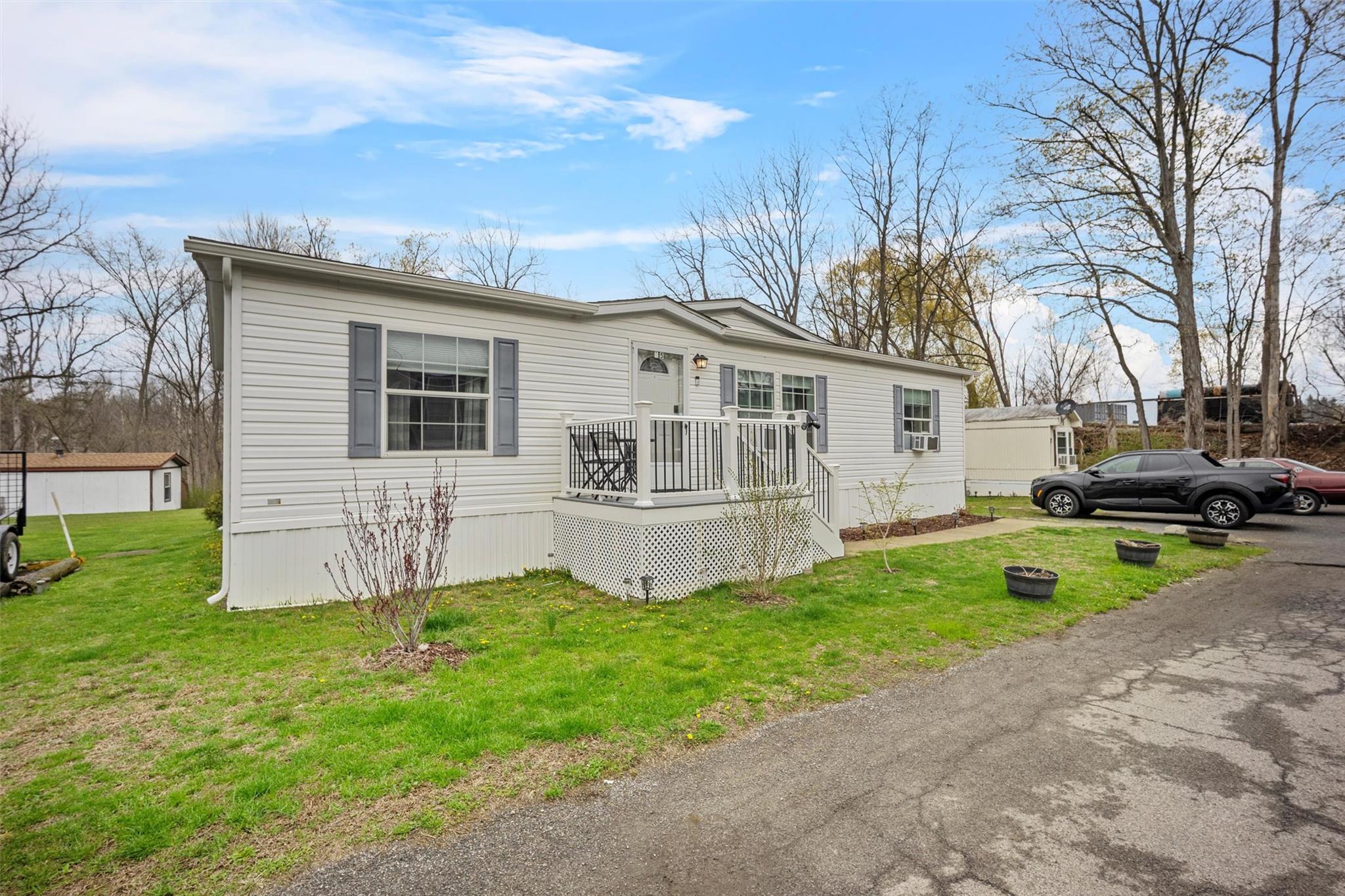 15 Locust Lane, Poughquag, New York image 3