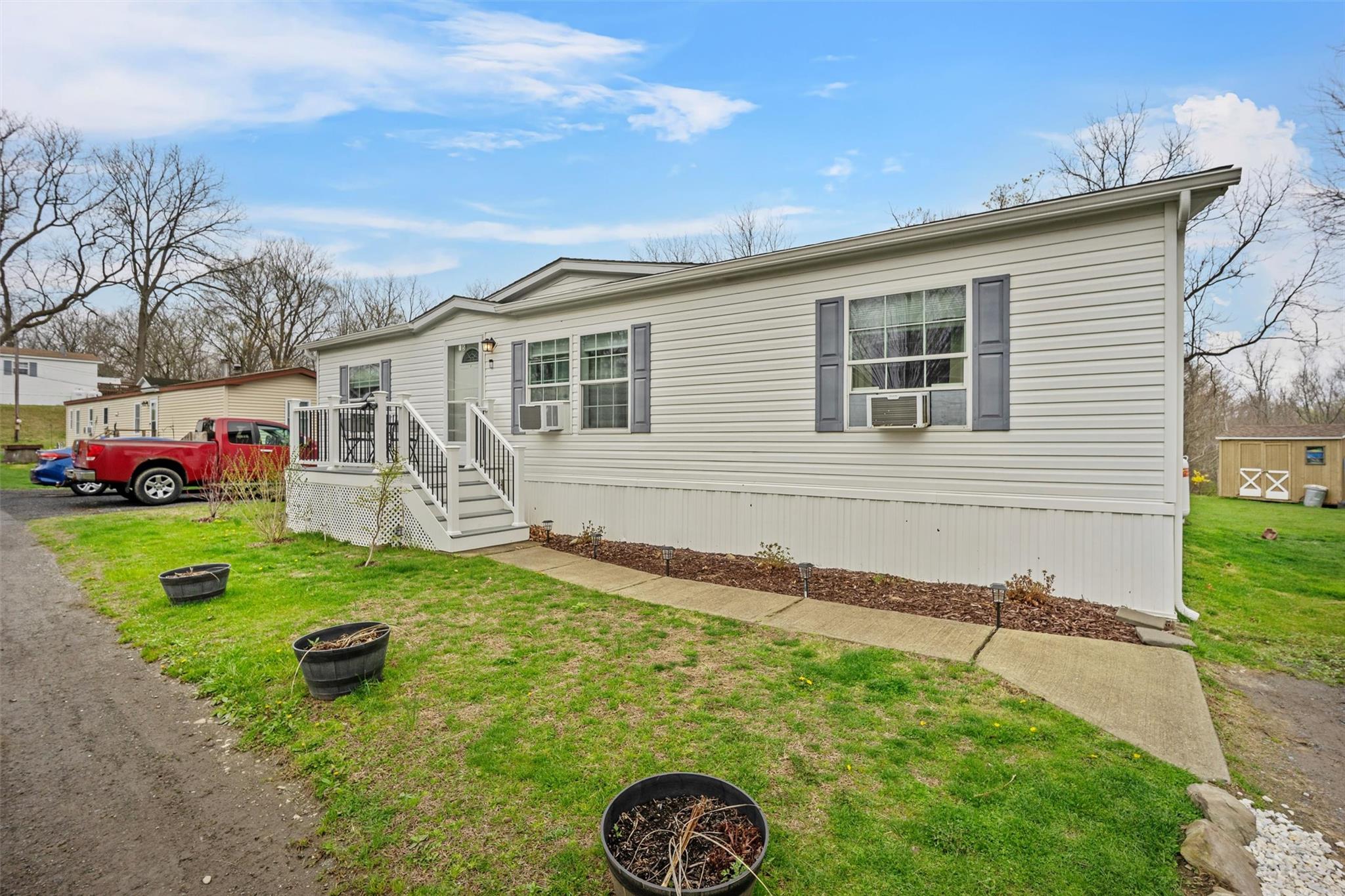 15 Locust Lane, Poughquag, New York image 4