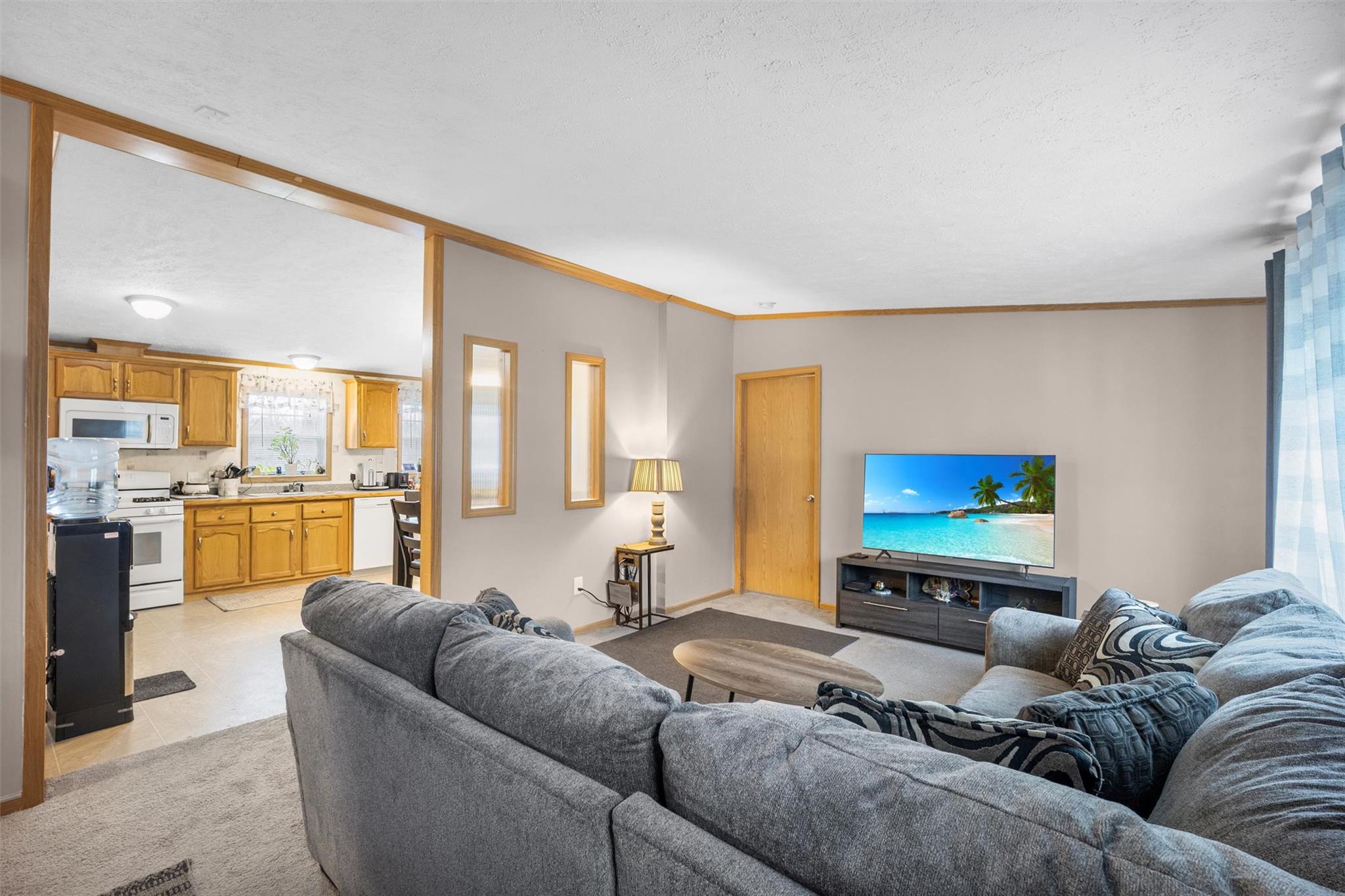 15 Locust Lane, Poughquag, New York image 6