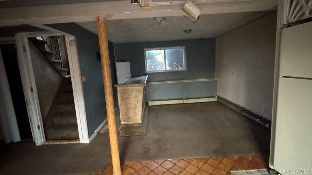 Photo of 461 Skidmore Road, Deer Park, NY 11729 (MLS # 942729)