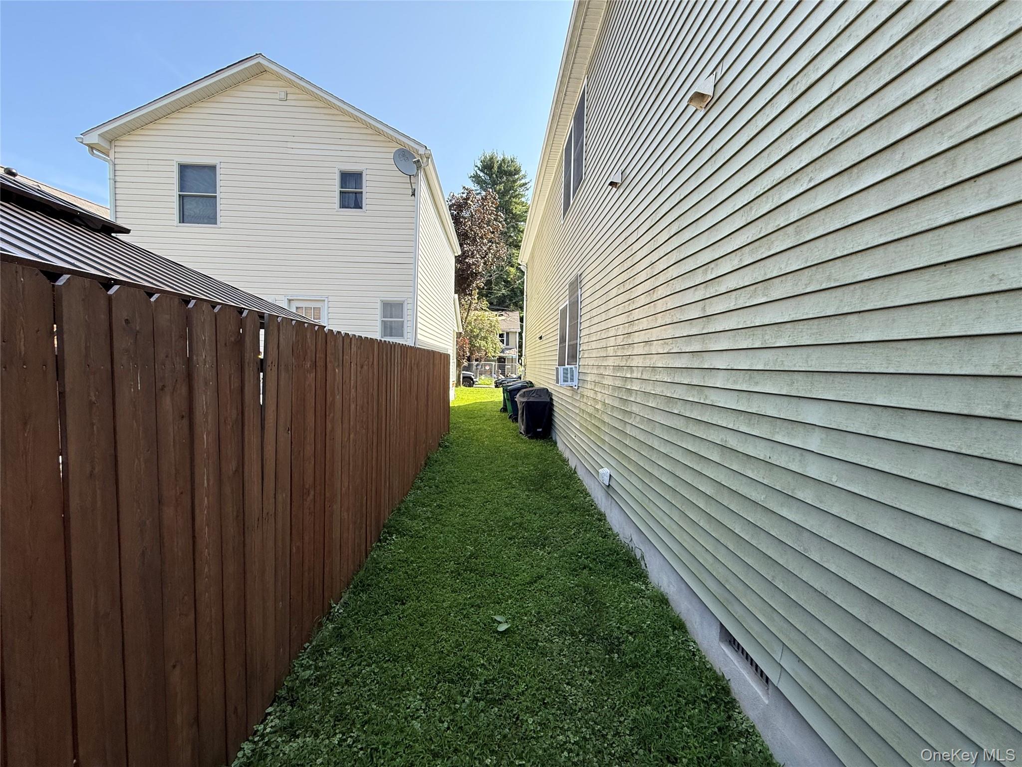 Wappingers Falls, New York 12590, United States, 2 Bedrooms Bedrooms, ,1 BathroomBathrooms,Residential,Active,189102