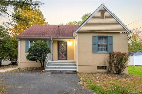 Homes For Sale - 281-283 Old Haverstraw Road<br/> Congers, NY 10920