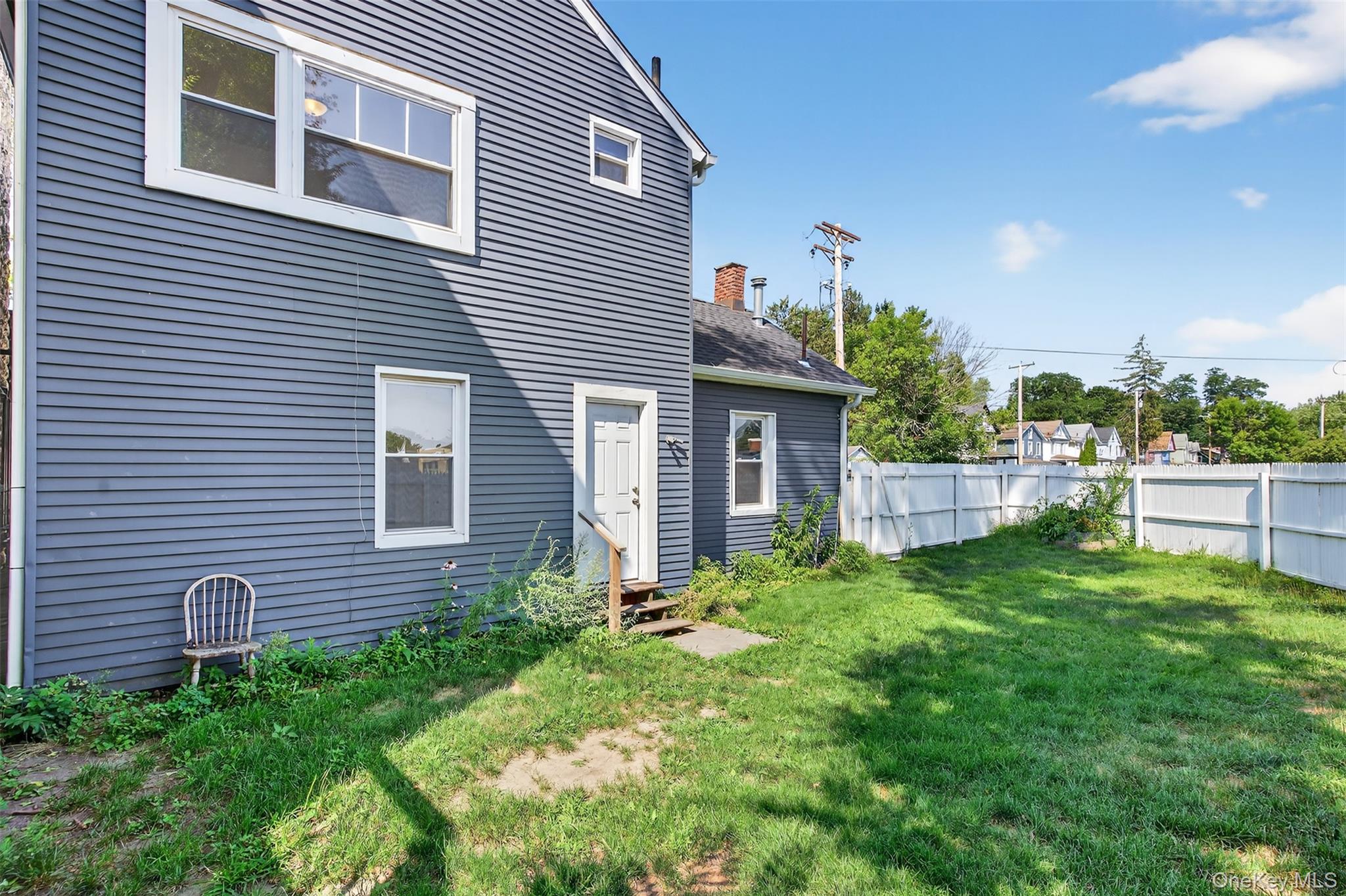 Kingston, New York 12401, United States, 2 Bedrooms Bedrooms, ,1 BathroomBathrooms,Residential,Active,191729