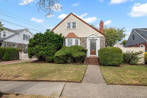 Photo of 1067 Atlantic Avenue, Baldwin, NY 11510 (MLS # 923979)