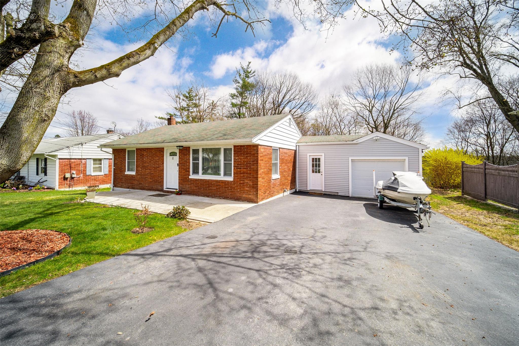 8 Ludlow Drive, Poughkeepsie, New York image 3