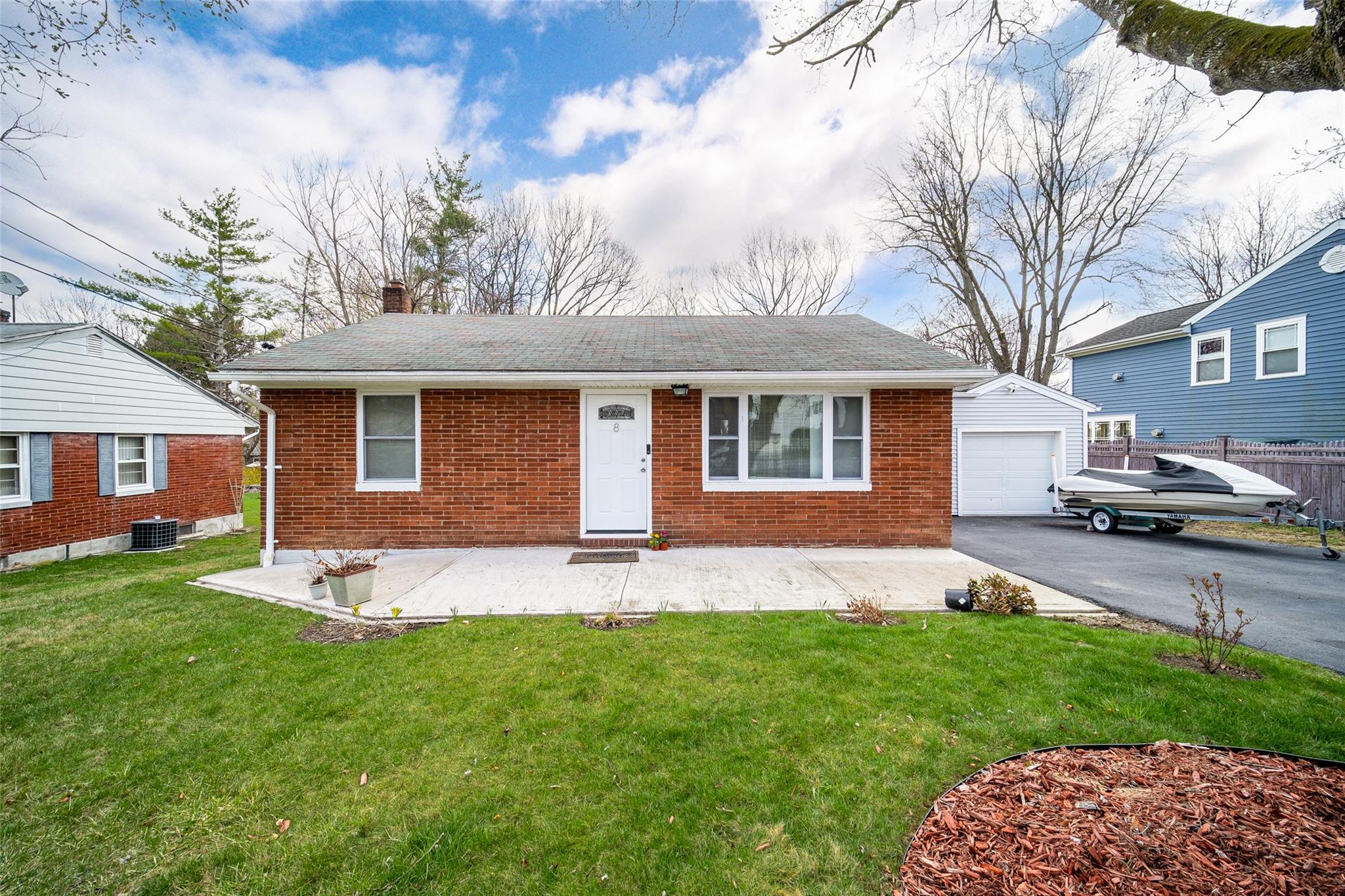 8 Ludlow Drive, Poughkeepsie, New York image 2