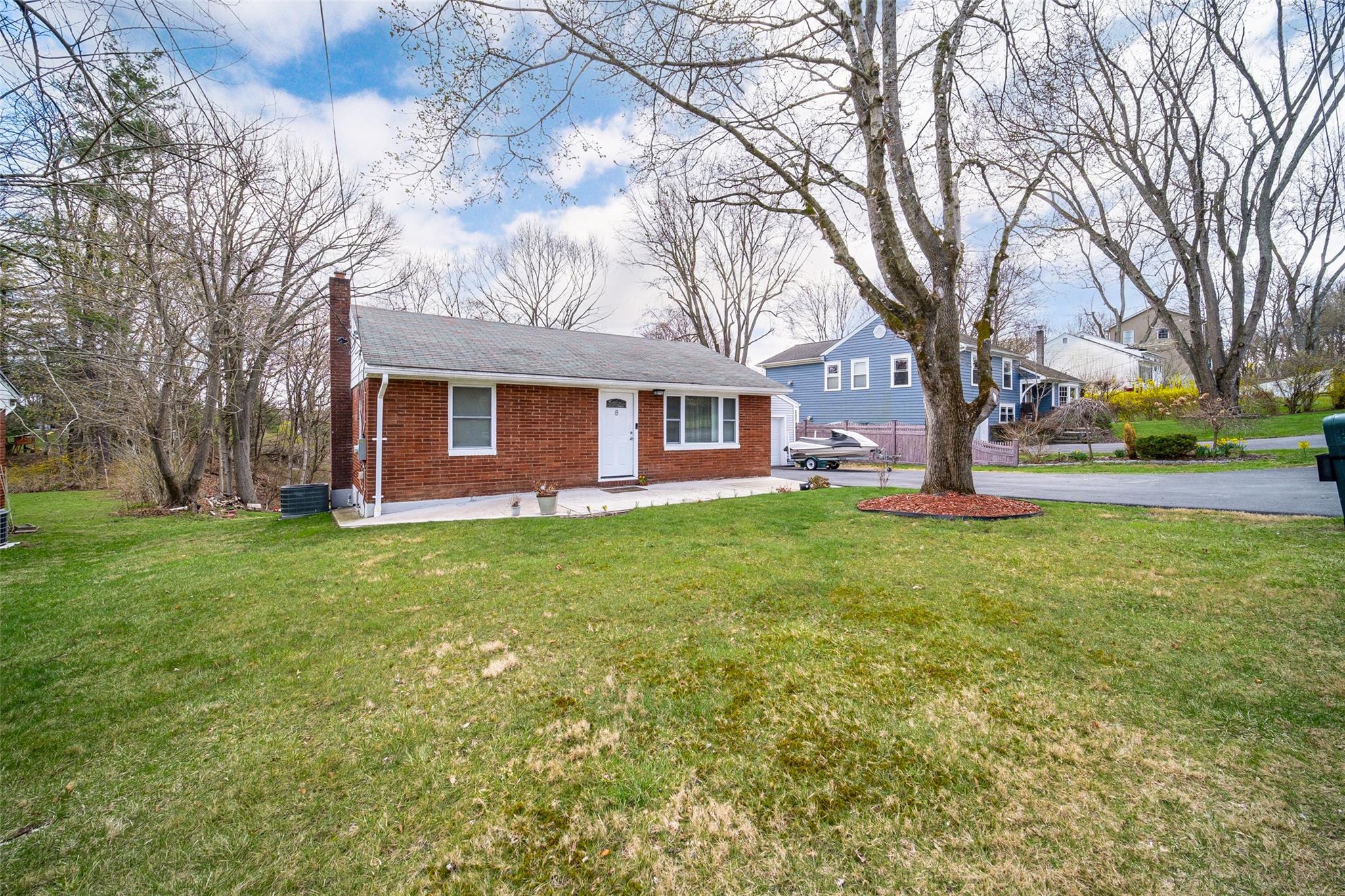 8 Ludlow Drive, Poughkeepsie, New York image 4