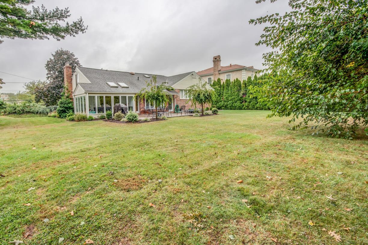 21629 28th Avenue, Bayside, New York image 27