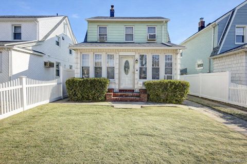 Homes For Sale - 8991 215th Place<br/> Queens Village, NY 11427