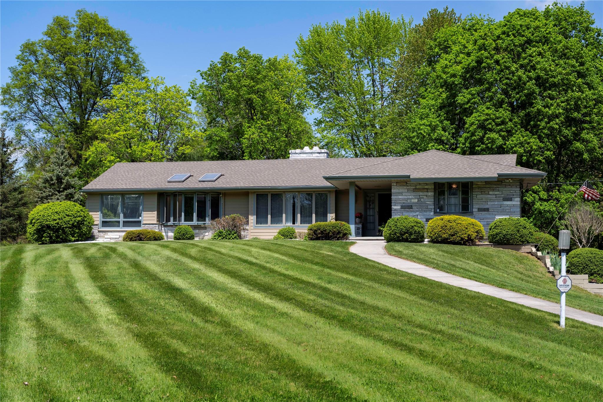 24 Top O Hill Road