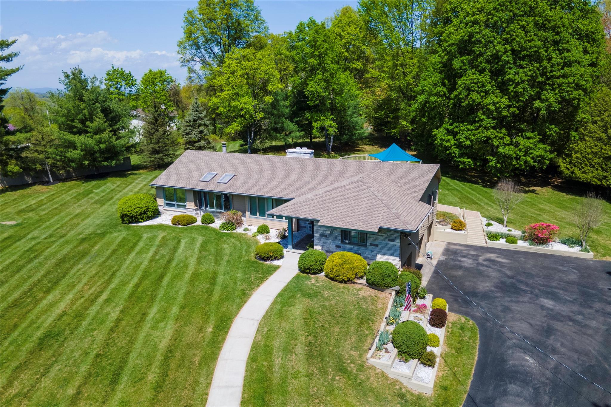 24 Top O Hill Road, Wappingers Falls, New York image 1