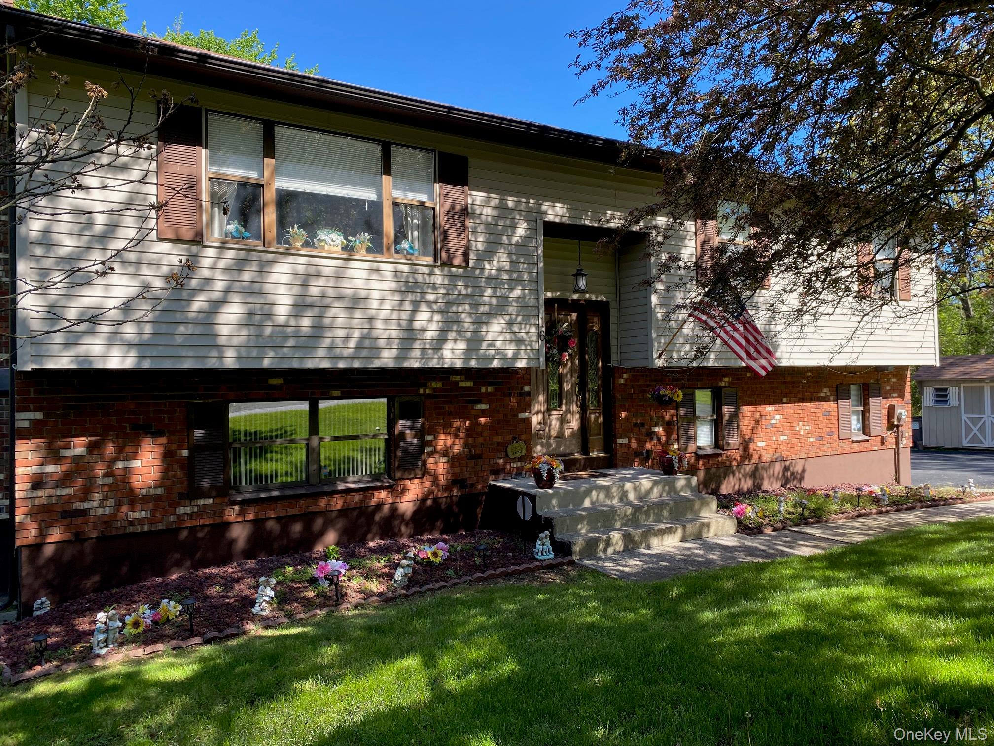 16 Woodward Road