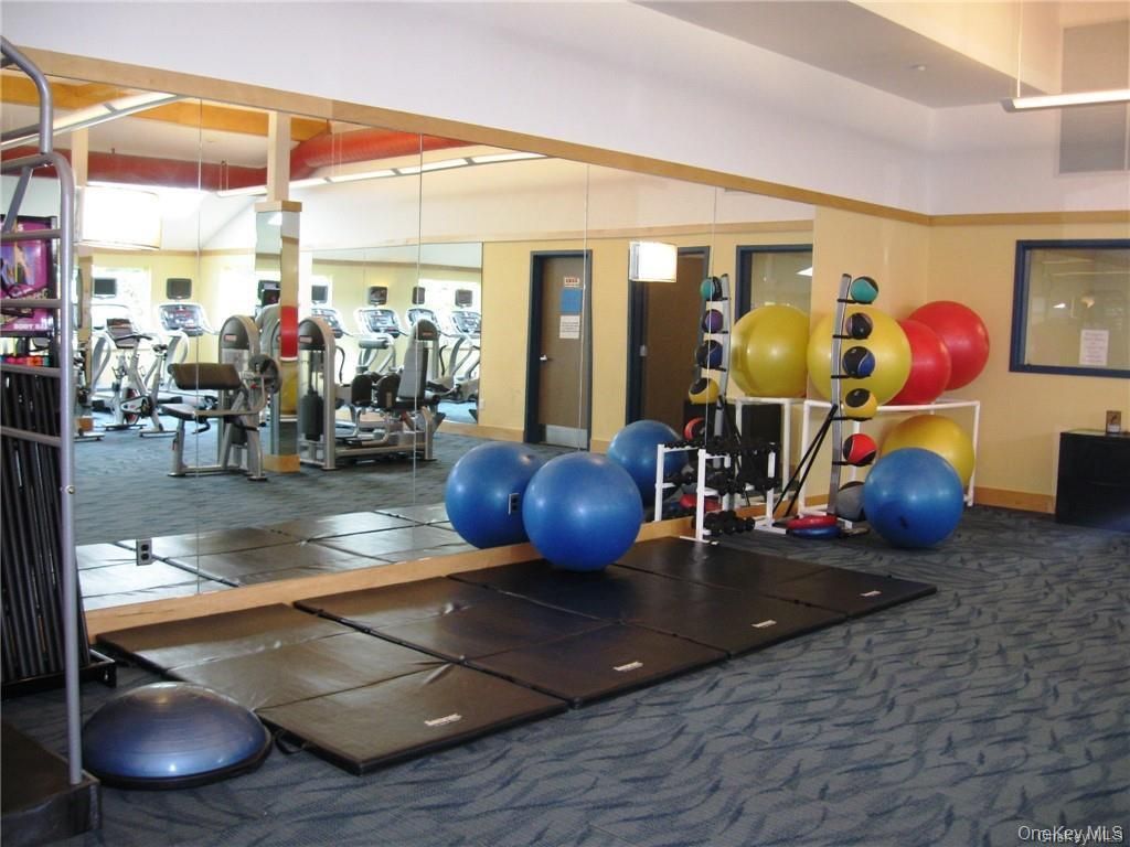 Photo of 55 Heritage Hills #A, Somers, NY 10589 (MLS # 945101)