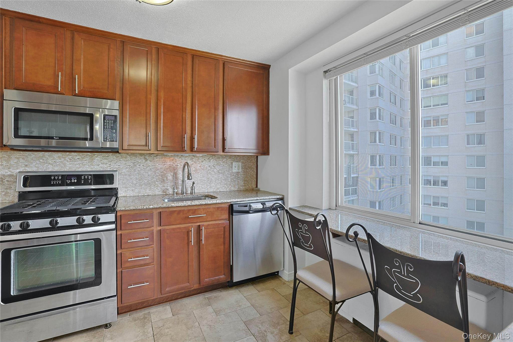 3333 Henry Hudson Parkway 4M