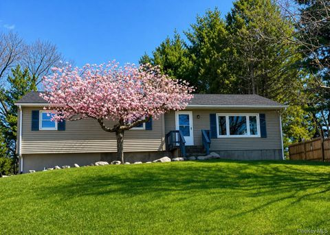 17 Woodland Drive Walden NY 12586