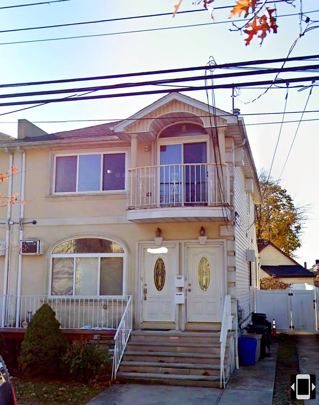 Rental Property at 144th Ave 1, Springfield Gardens, Queens, NY - Bedrooms: 3 
Bathrooms: 1  - $3,300 MO.