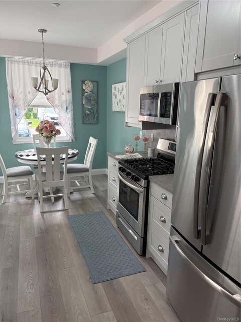 Condo For Sale - 250 Sand Hills Lane<br/> Medford, NY 11763