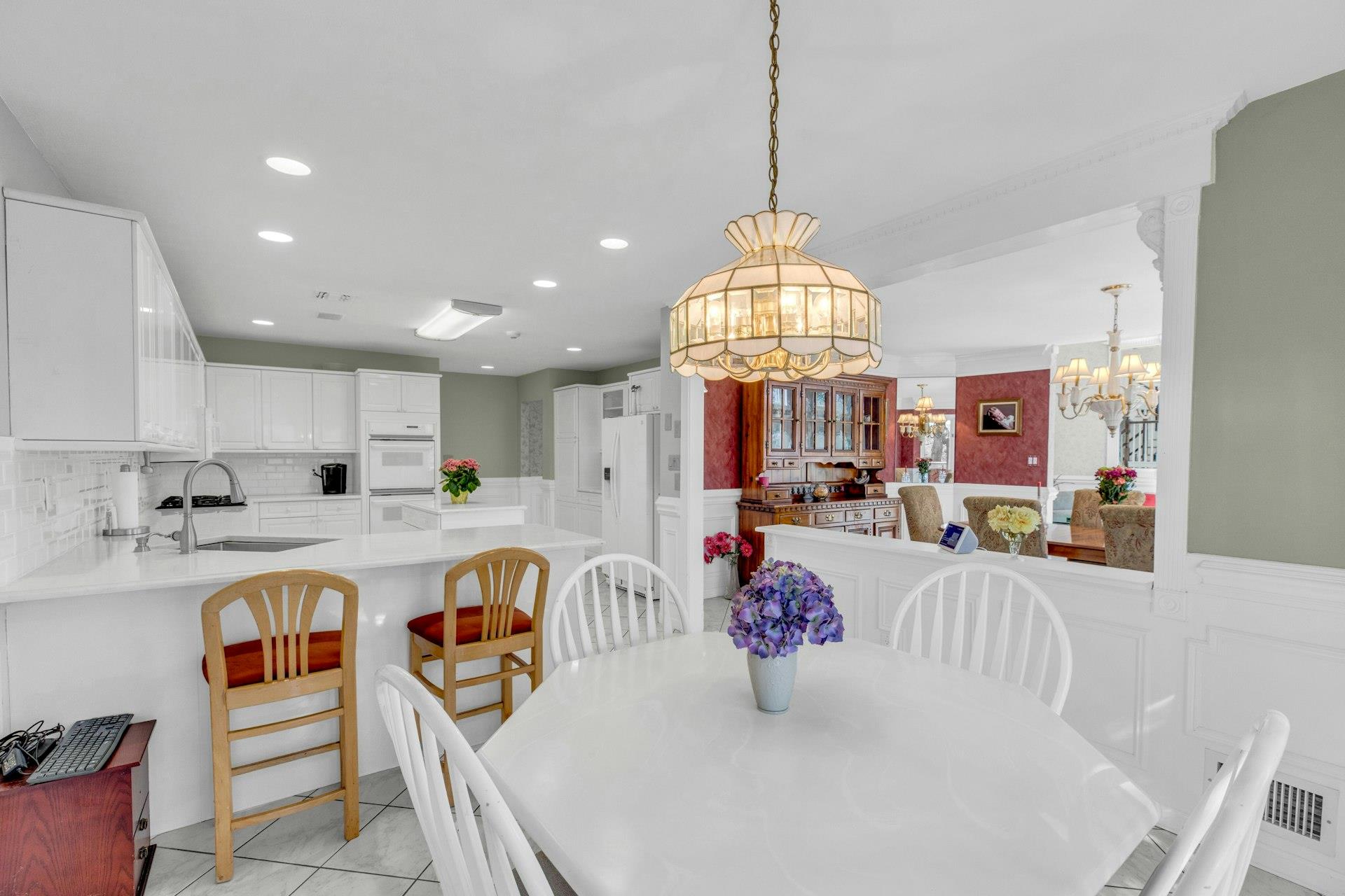 63 Hamlet Drive #63, Commack, New York image 3